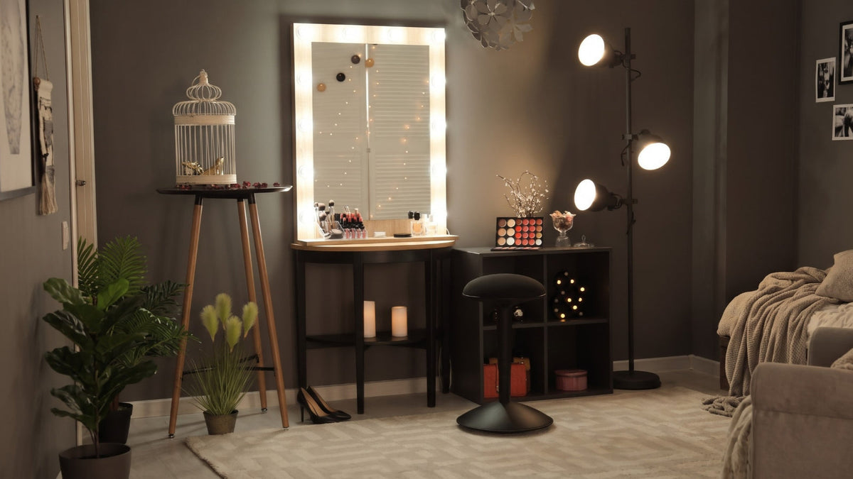 How to Organize a Small Makeup Vanity for Daily Use and Easy Access