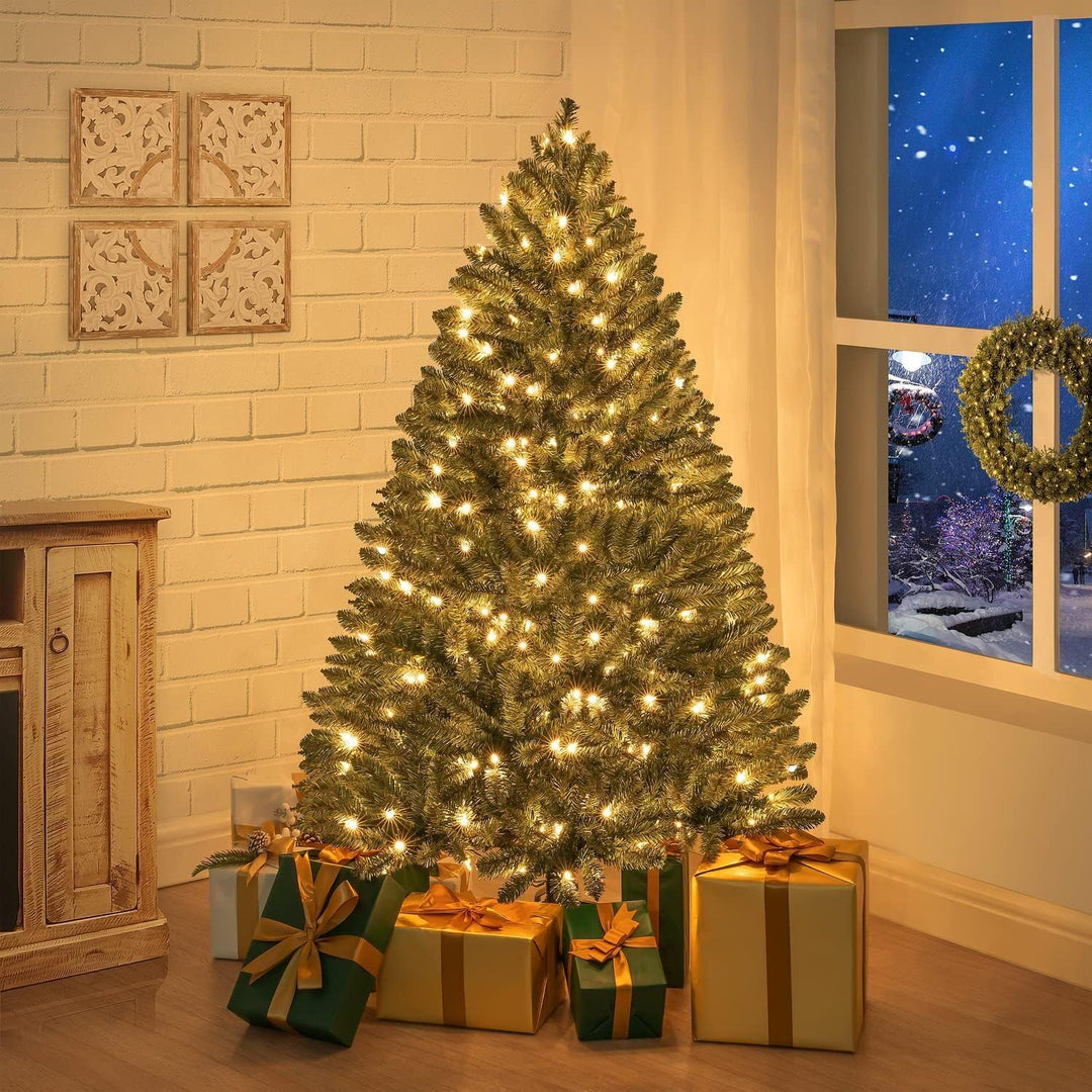 Prague Pre-Lit Artificial Spruce Christmas Tree - 4.5 ft