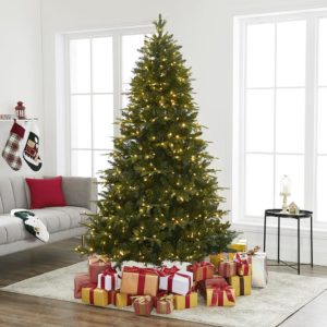 Realistic Artificial Christmas Trees vs Real Christmas Trees