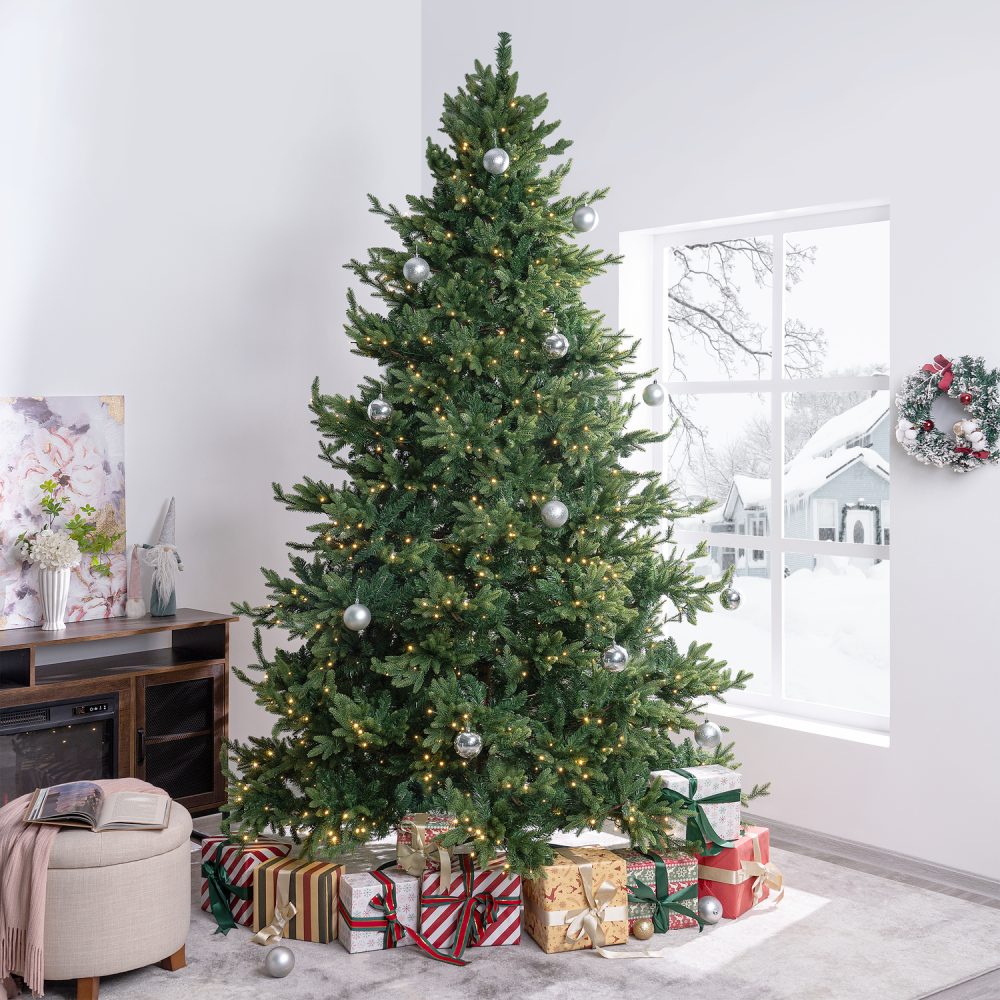 Kinsley Prelit Artificial Christmas Tree, Realistic Traditional Christmas Tree with Lights by Naomi Home - 13
