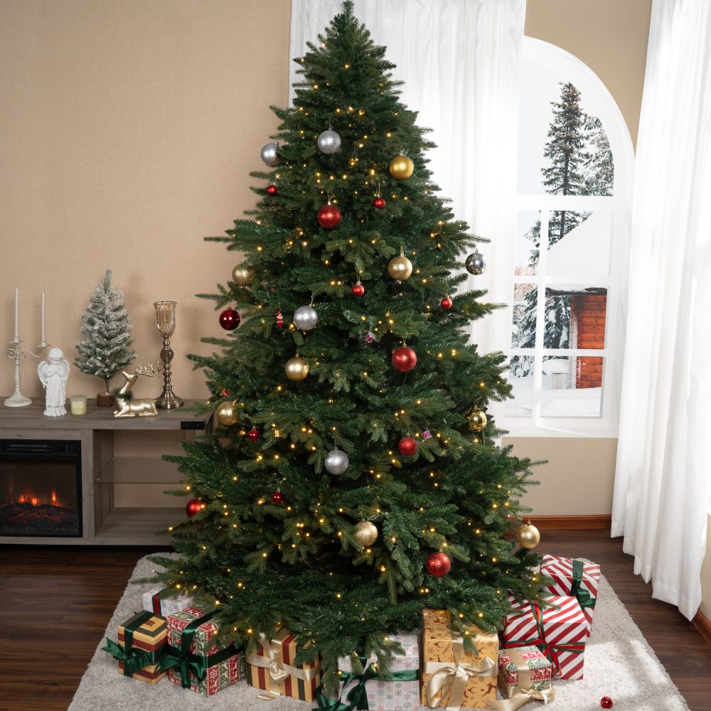 Cynthia Prelit Artificial Christmas Tree, Realistic Rustic Christmas Tree with Lights by Naomi Home - 3