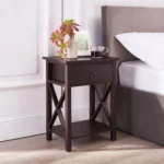 eily table with storage